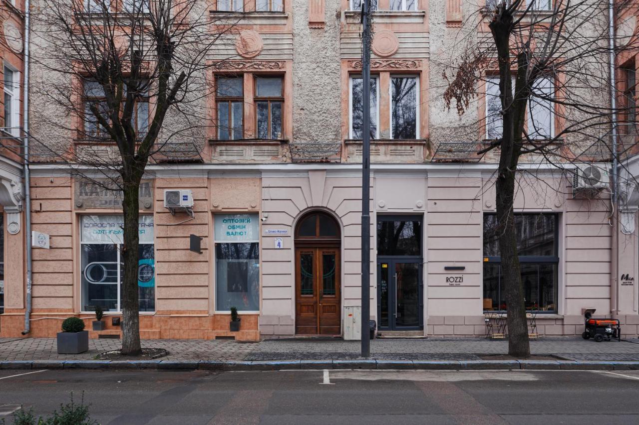 Passage Apartment Ivano-Frankivsk Buitenkant foto
